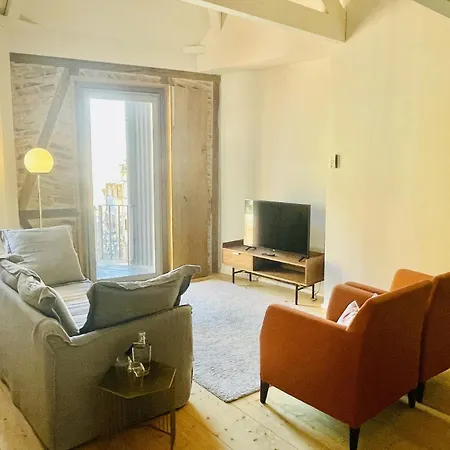 Trendy In The Heart Of Apartment
